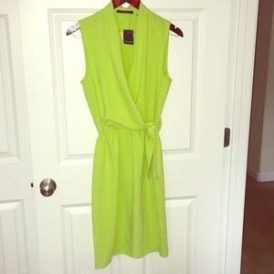 Tahari ✨- Sharp Green Wrap Top Dress 👗